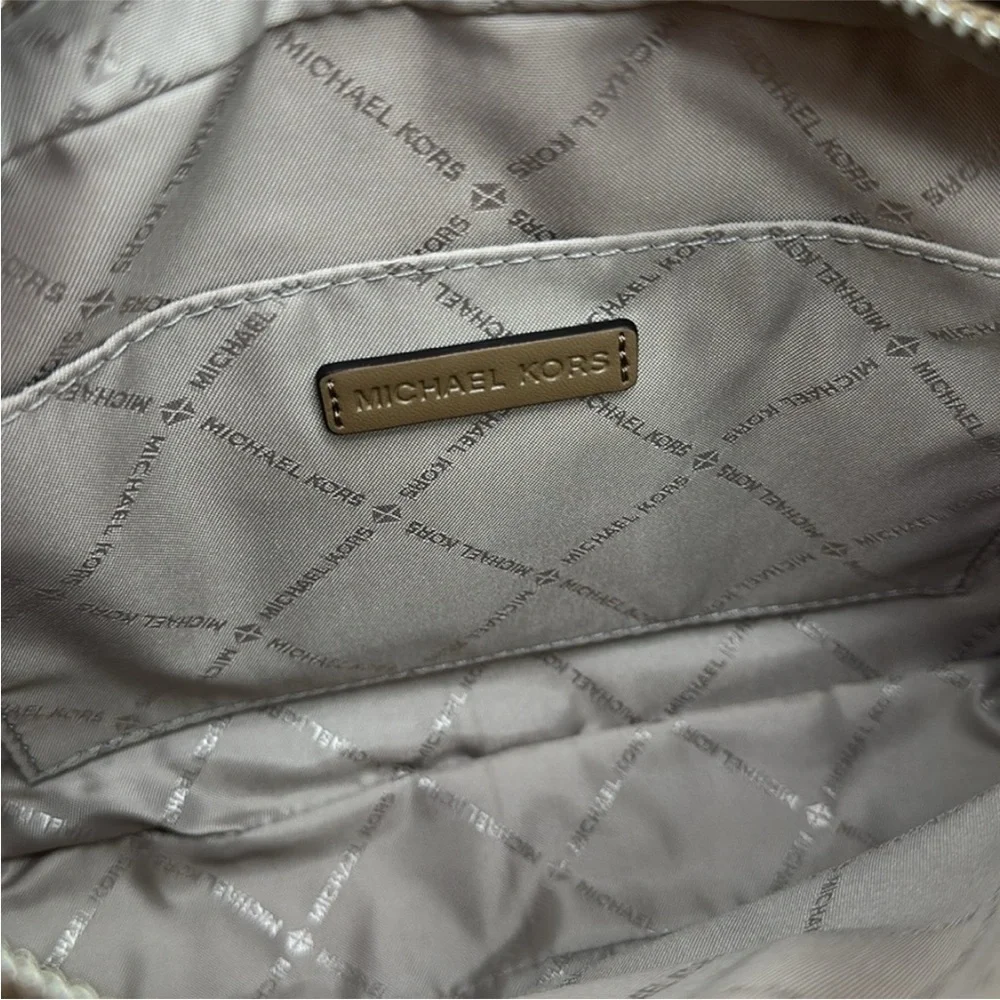 Michael Kors Jet Set Large Ombré Signature Logo East West Crossbody Body Husk